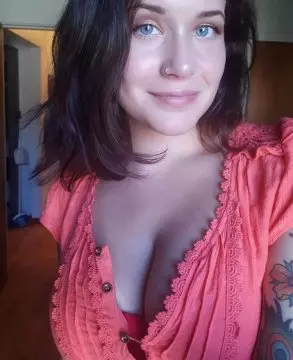DaringQueen image 0